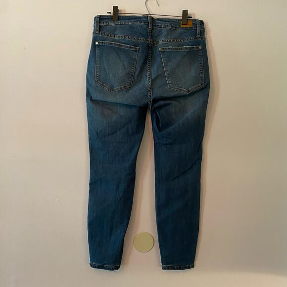 Judy Blue Women's size 14W Skinny Fit Medium Wash Jeans Dark Wash Stretchy - Picture 5 of 8